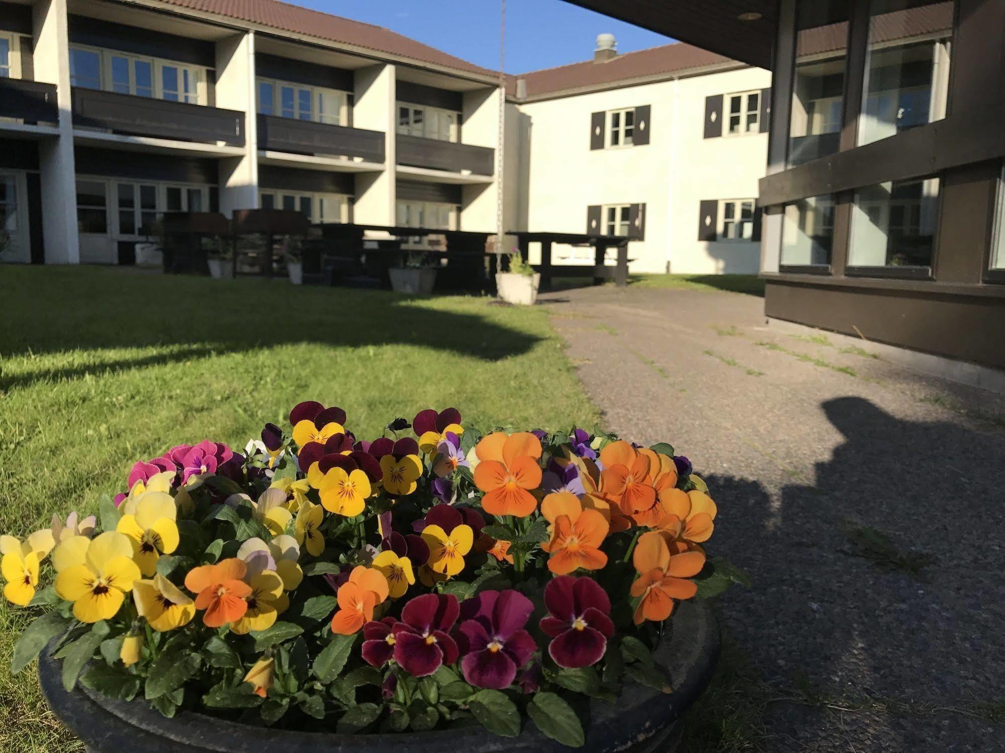 Oppdal Gjestetun Hotell Exterior photo